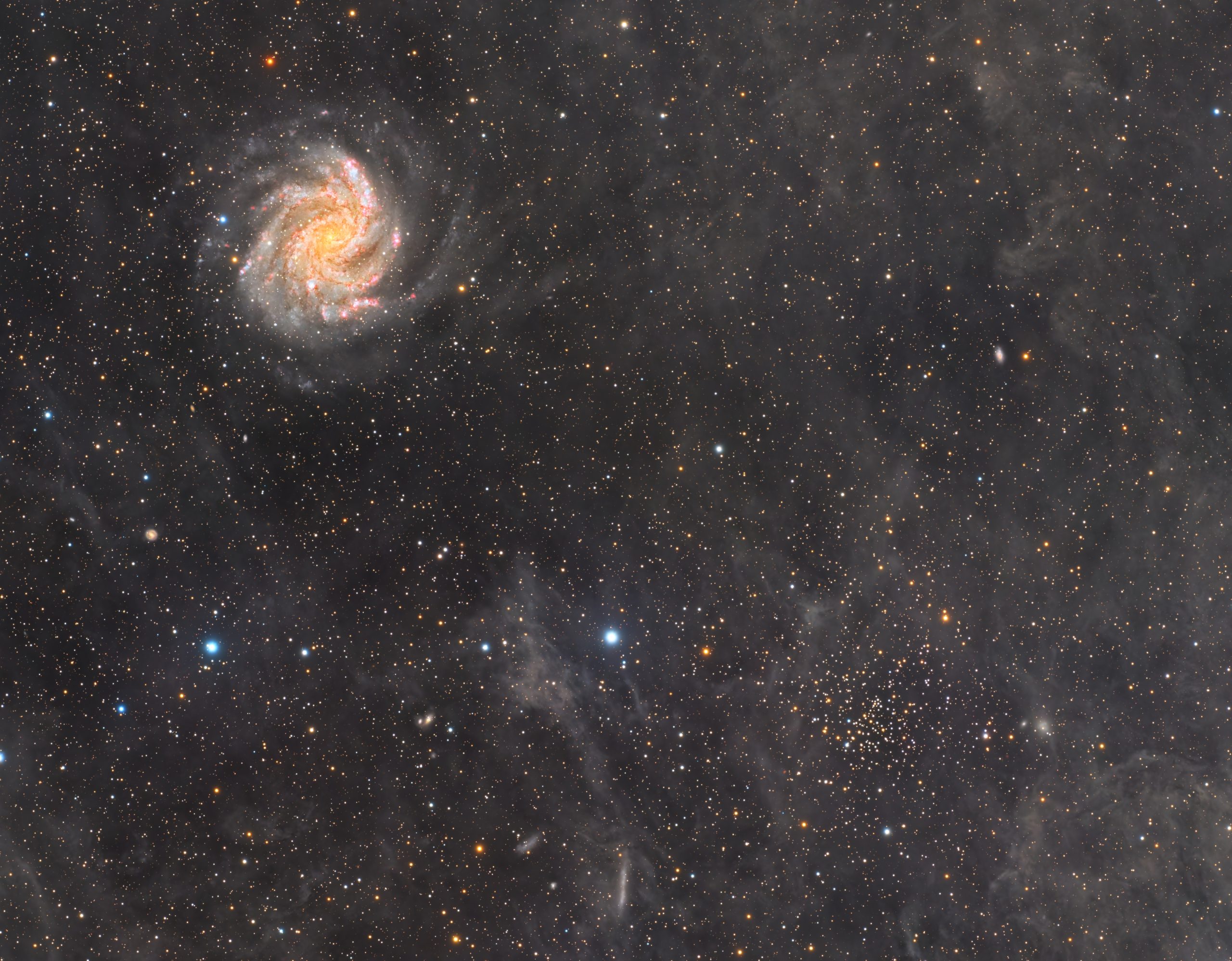 NGC 6946 و NGC 6939