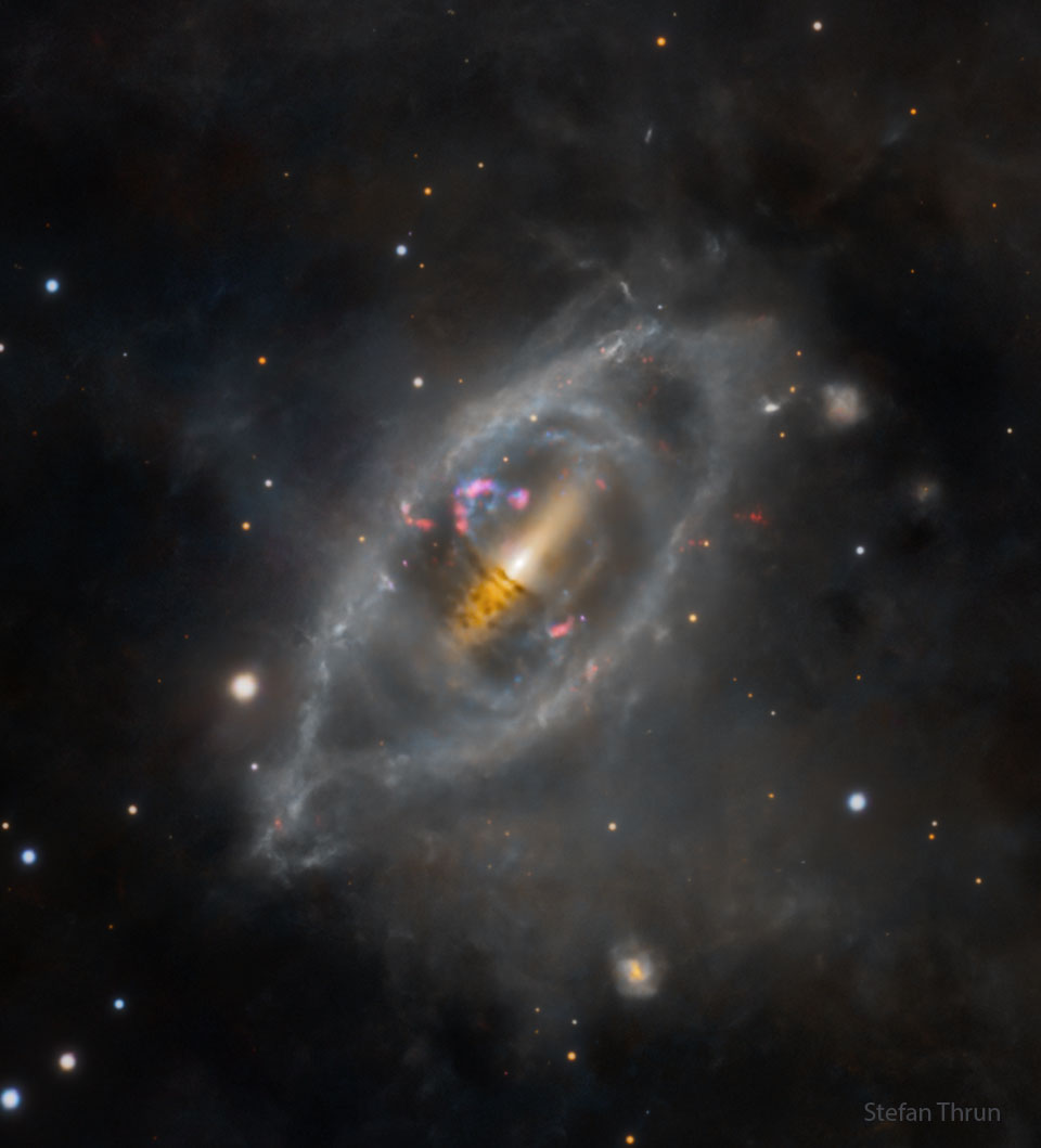 NGC 2685 : کهکشان هلیکس